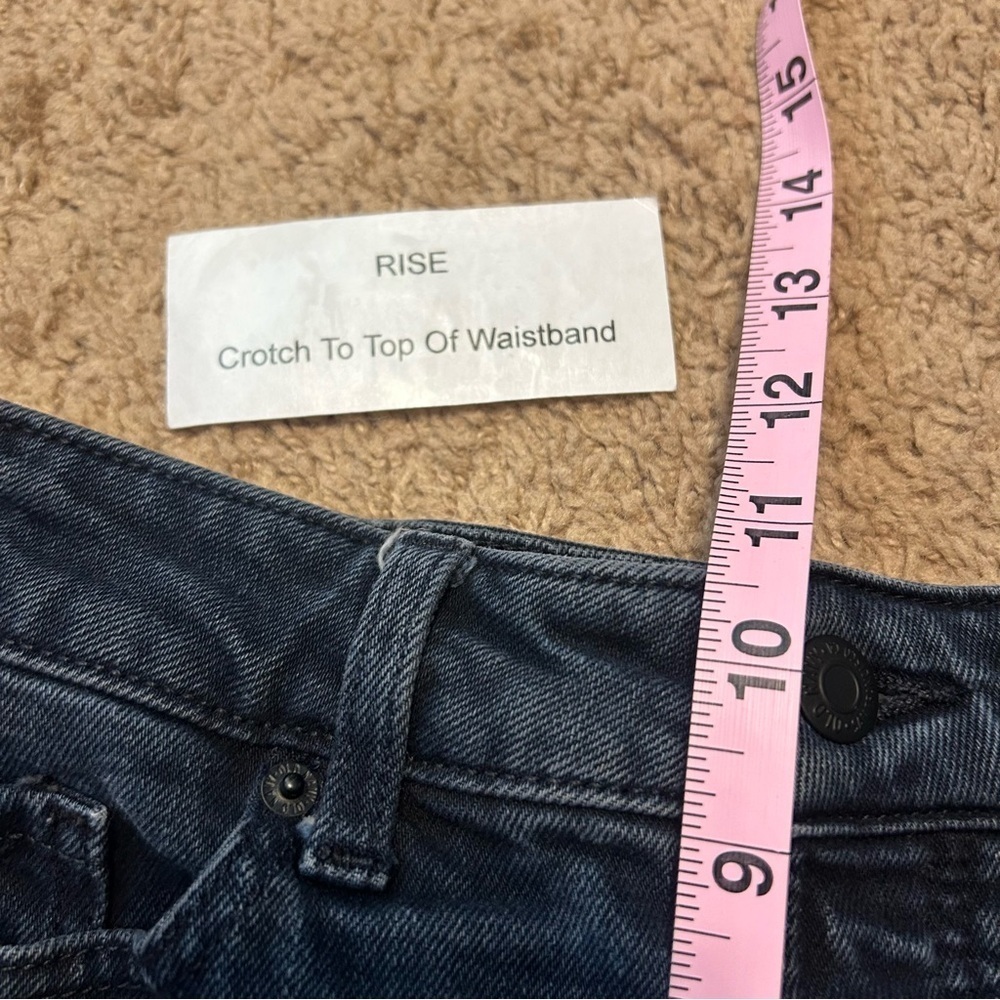 Old Navy | High Rise O.G. Straight Dark Wash Distressed Jeans Women’s Size 6 - Picture 12 of 13